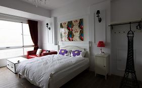 Oia Cafe B&B